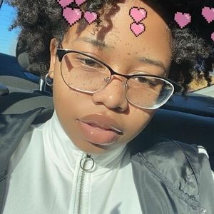 Meet your Posher, Chantavia